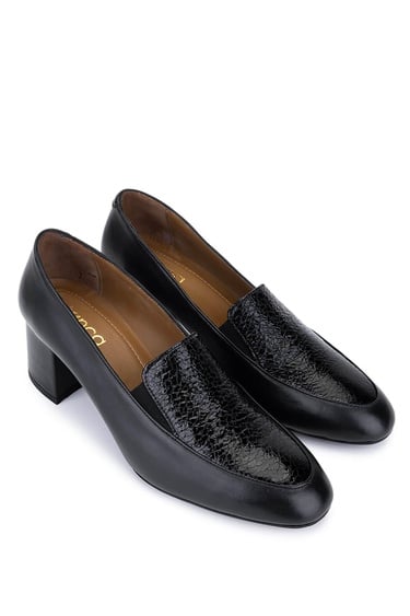  Tamer Tanca Kadın Hakiki Deri Siyah Klasik Ayakkabı