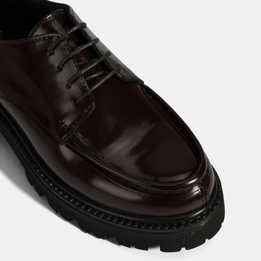  Kadın Bordo Bağcıklı Kalın Tabanlı Deri Günlük Ayakkabı