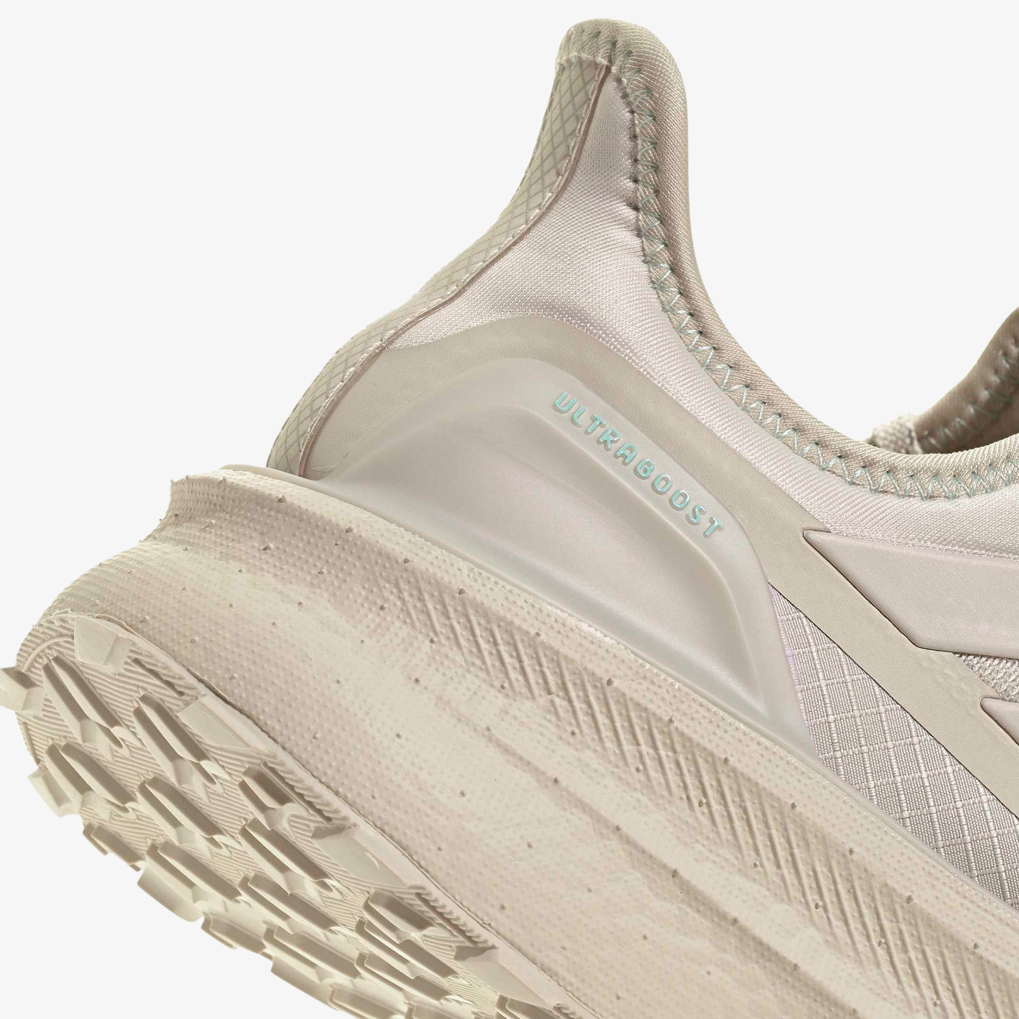 adidas Ultraboost 5 Gore-Tex Kadın Bej Koşu Ayakkabısı