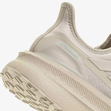  adidas Ultraboost 5 Gore-Tex Kadın Bej Koşu Ayakkabısı