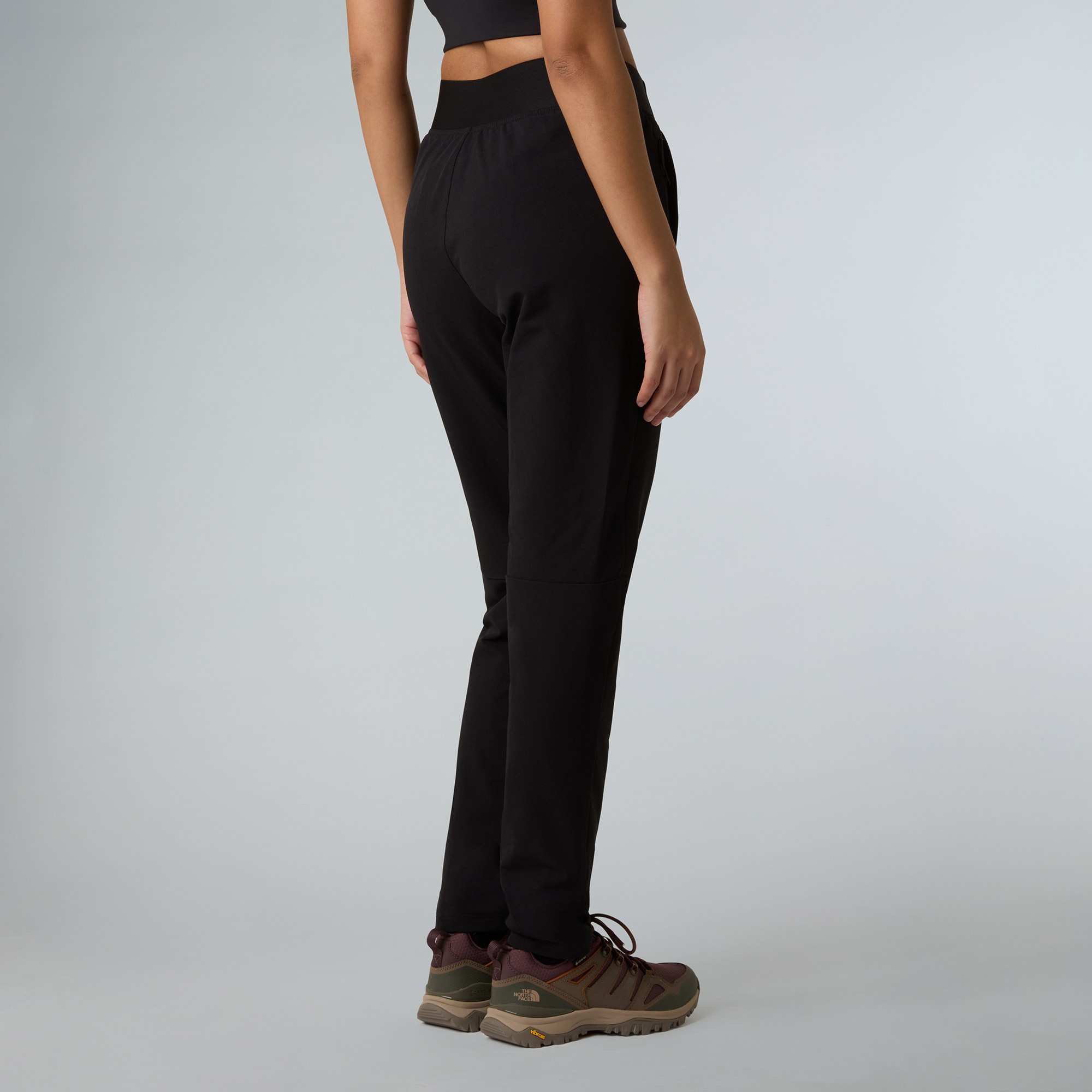 The North Face Quest Softshell Kadın Siyah Outdoor Pantolon