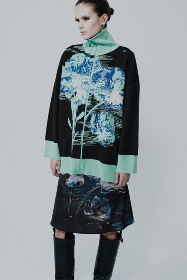  Ines Zipped Cardigan