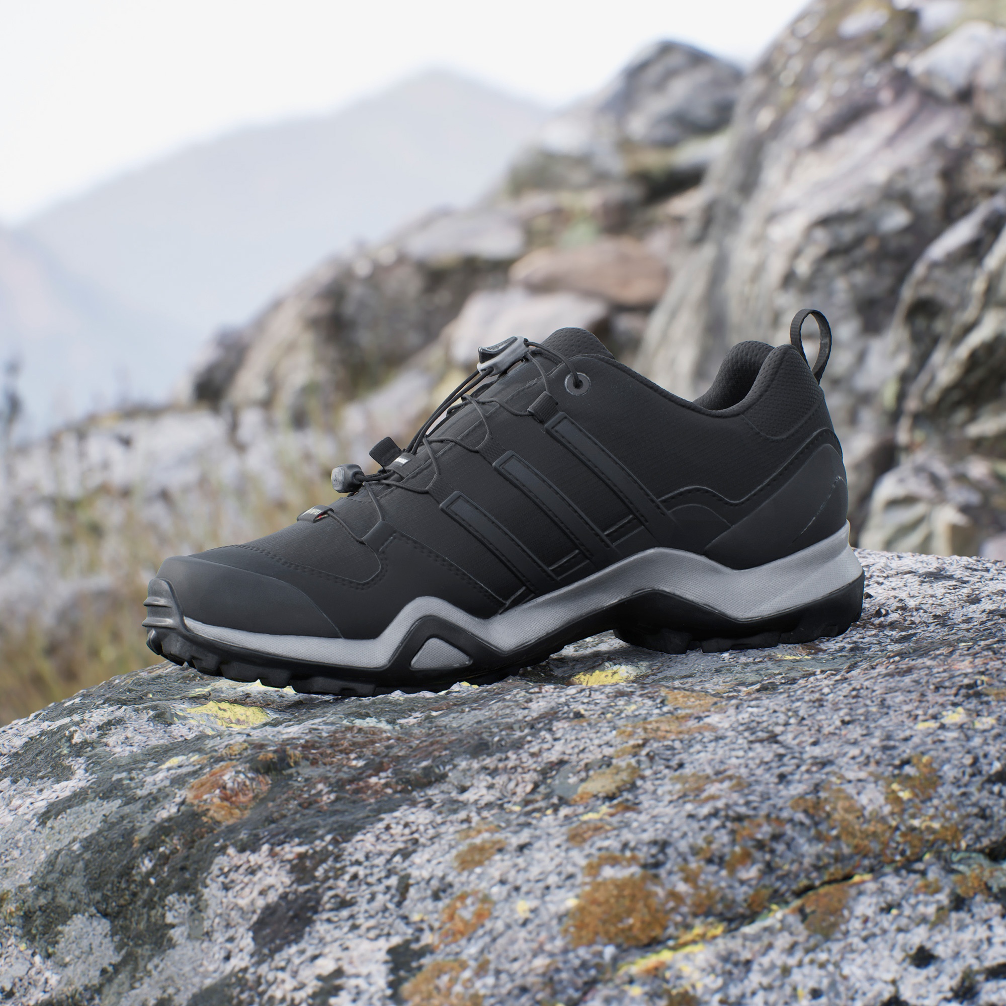 adidas Terrex Swift R2 Gore Tex Erkek Siyah Outdoor Ayakkabısı