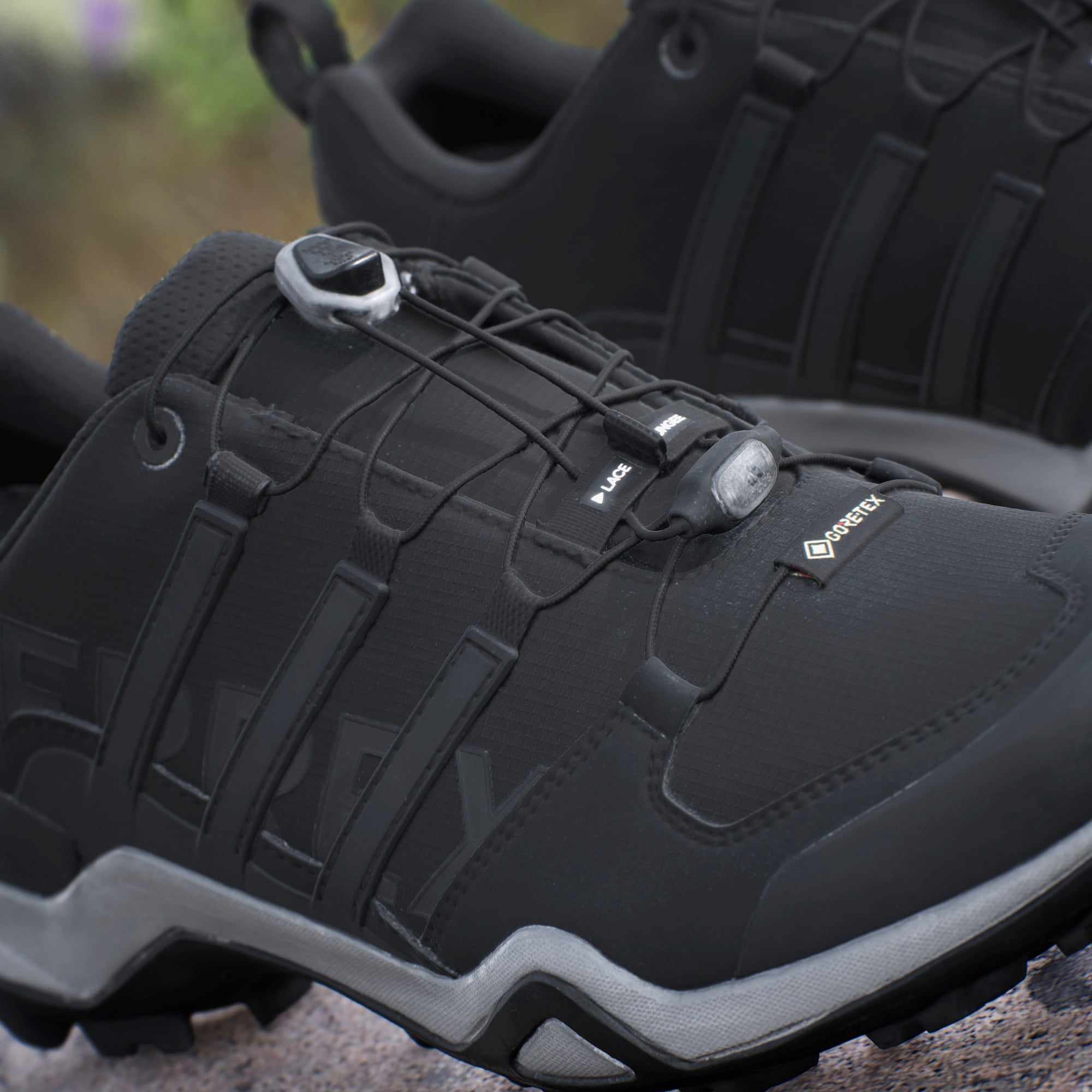 adidas Terrex Swift R2 Gore Tex Erkek Siyah Outdoor Ayakkabısı