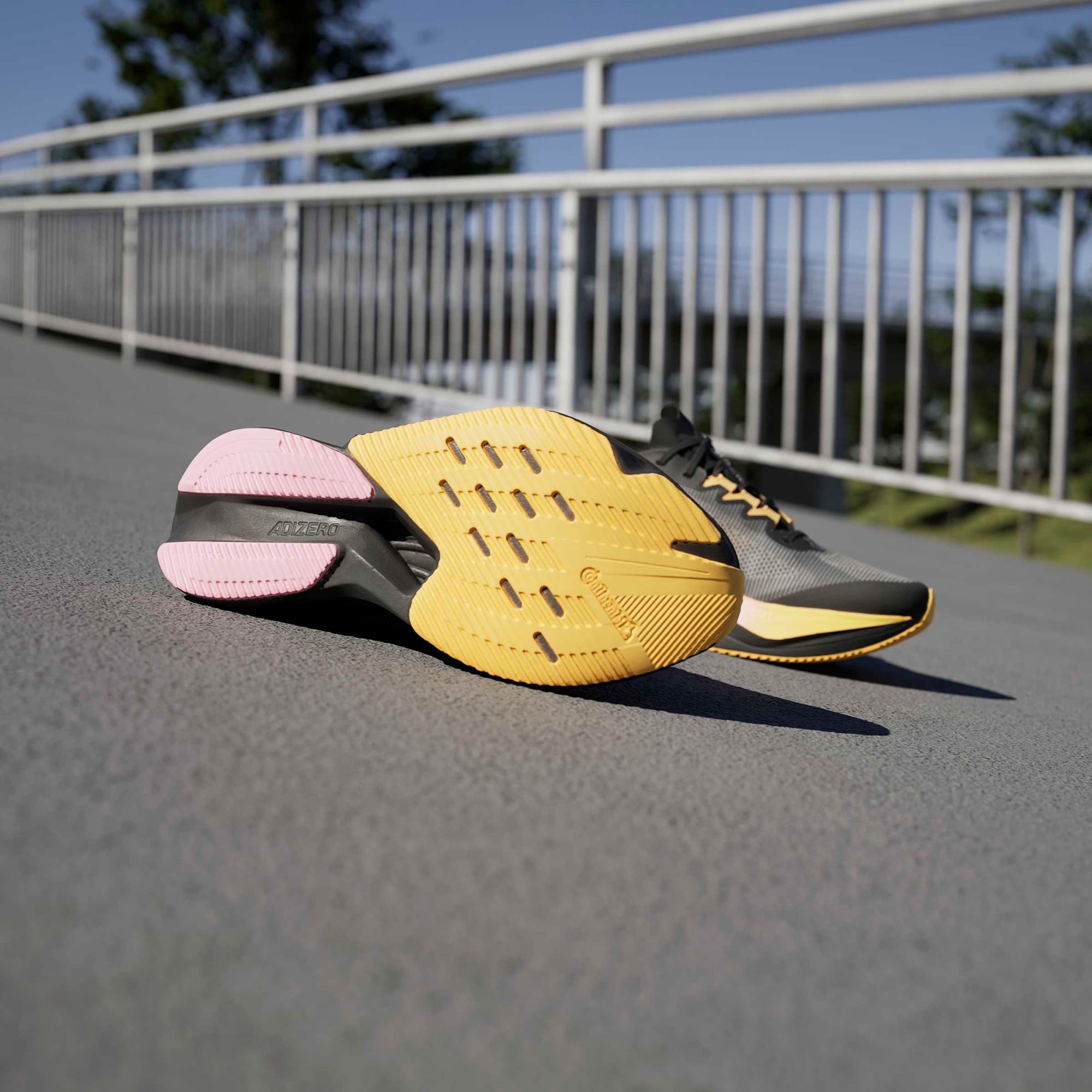 adidas Adizero Boston 12 Kadın Siyah Koşu Ayakkabısı