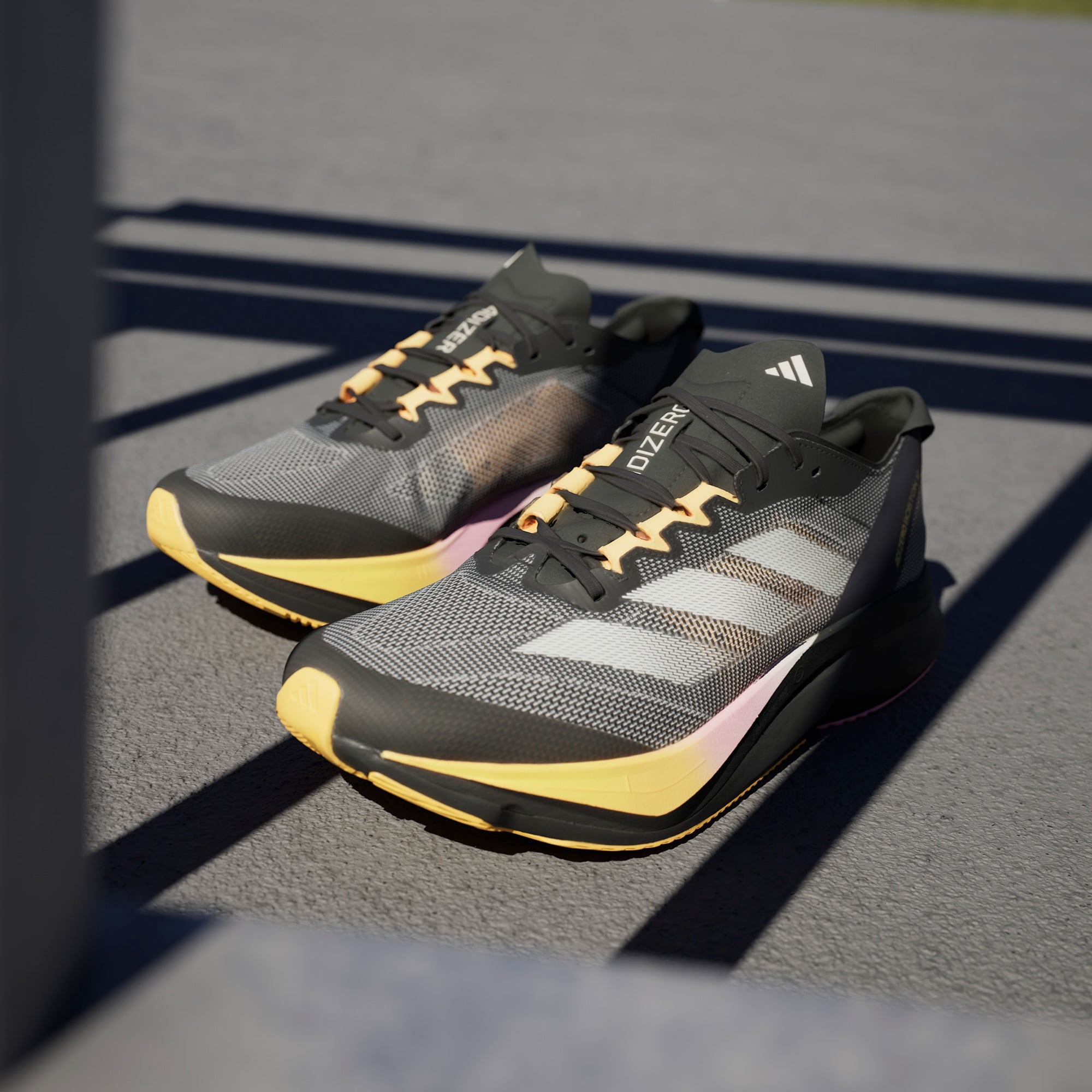 adidas Adizero Boston 12 Erkek Siyah Koşu Ayakkabısı