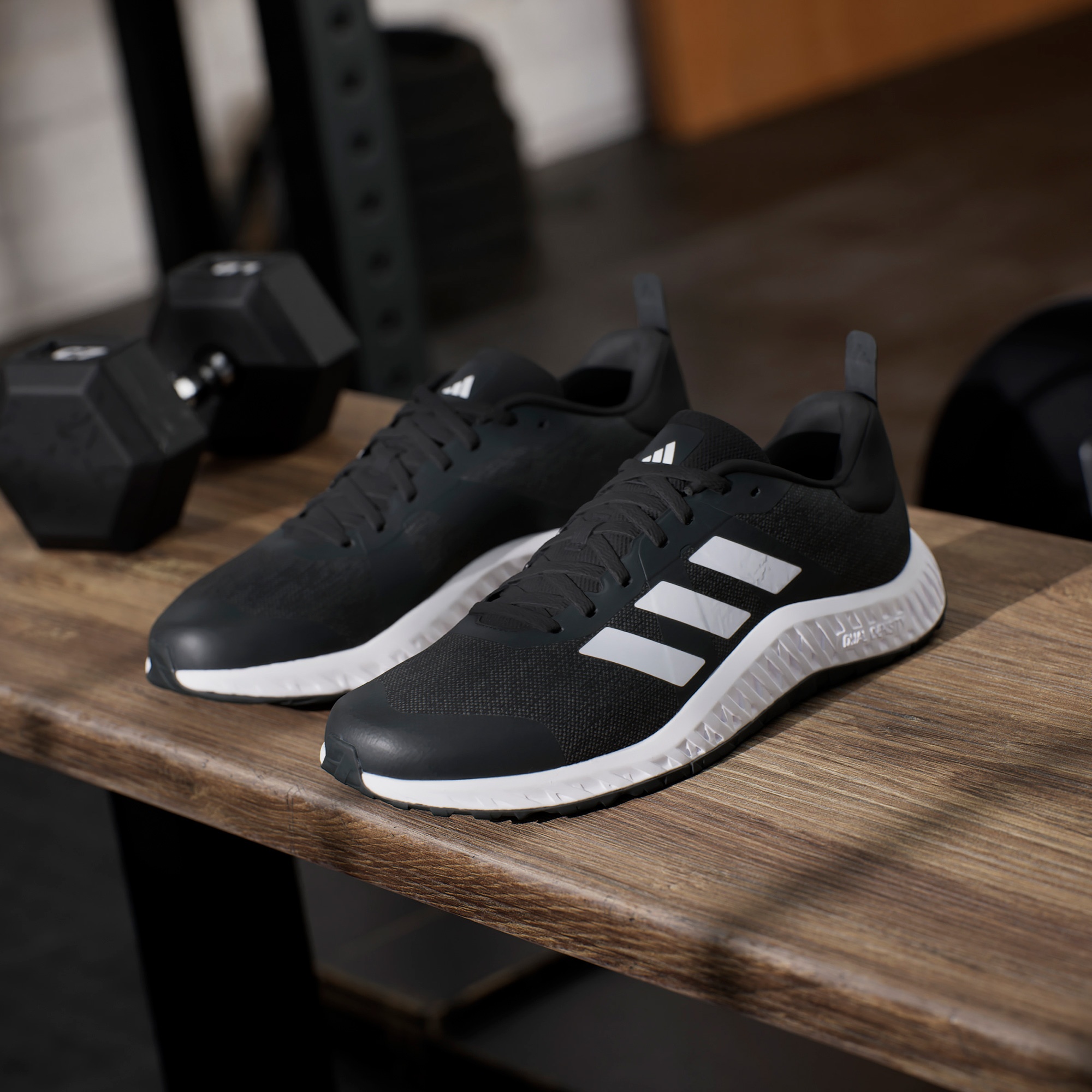 adidas Everyset Erkek Siyah Antrenman Ayakkabısı