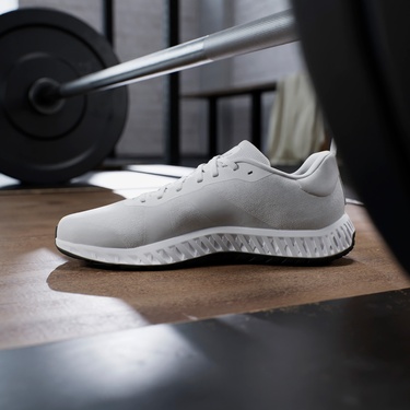  adidas Everyset Erkek Beyaz Antrenman Ayakkabısı