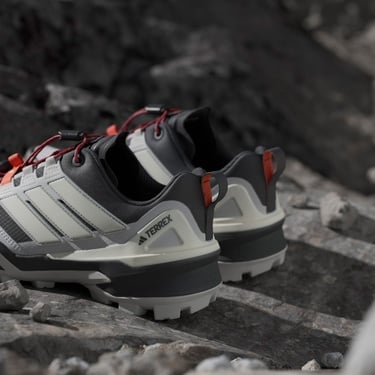  adidas Terrex Skychaser Gore-Tex Kadın Siyah Koşu Ayakkabısı