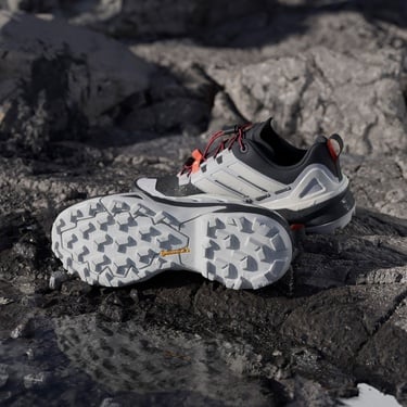  adidas Terrex Skychaser Gore-Tex Kadın Siyah Koşu Ayakkabısı