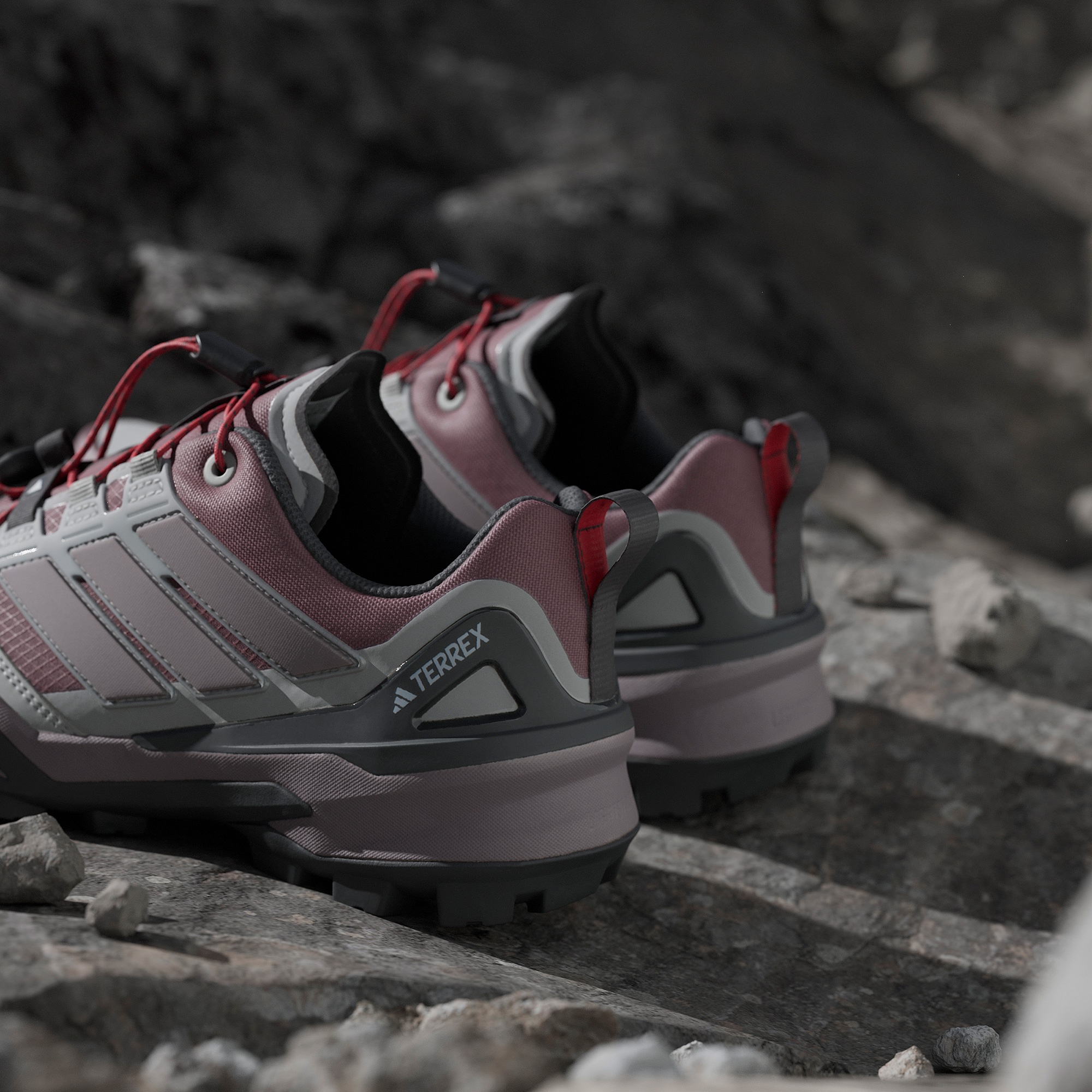 adidas Terrex Skychaser Gore-Tex Unisex Bordo Koşu Ayakkabısı