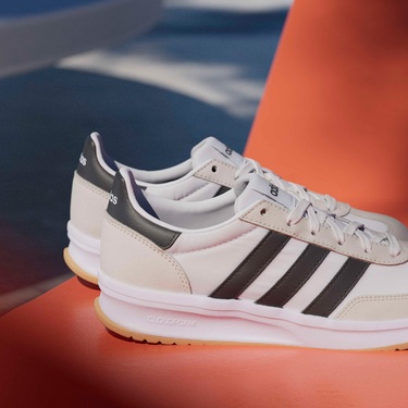  adidas Run 70S 2.0 Kadın Beyaz Spor Ayakkabı