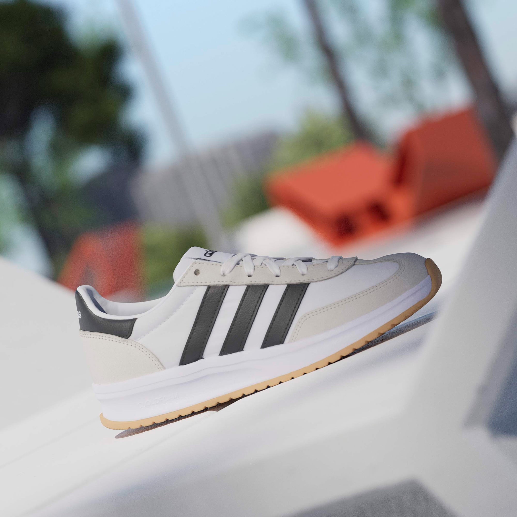 adidas Run 70S 2.0 Kadın Beyaz Spor Ayakkabı