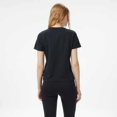  Converse Kadın Siyah T-Shirt