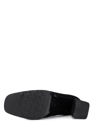  Tamer Tanca Kadın Hakiki Deri Siyah Süet Topuklu Ayakkabı