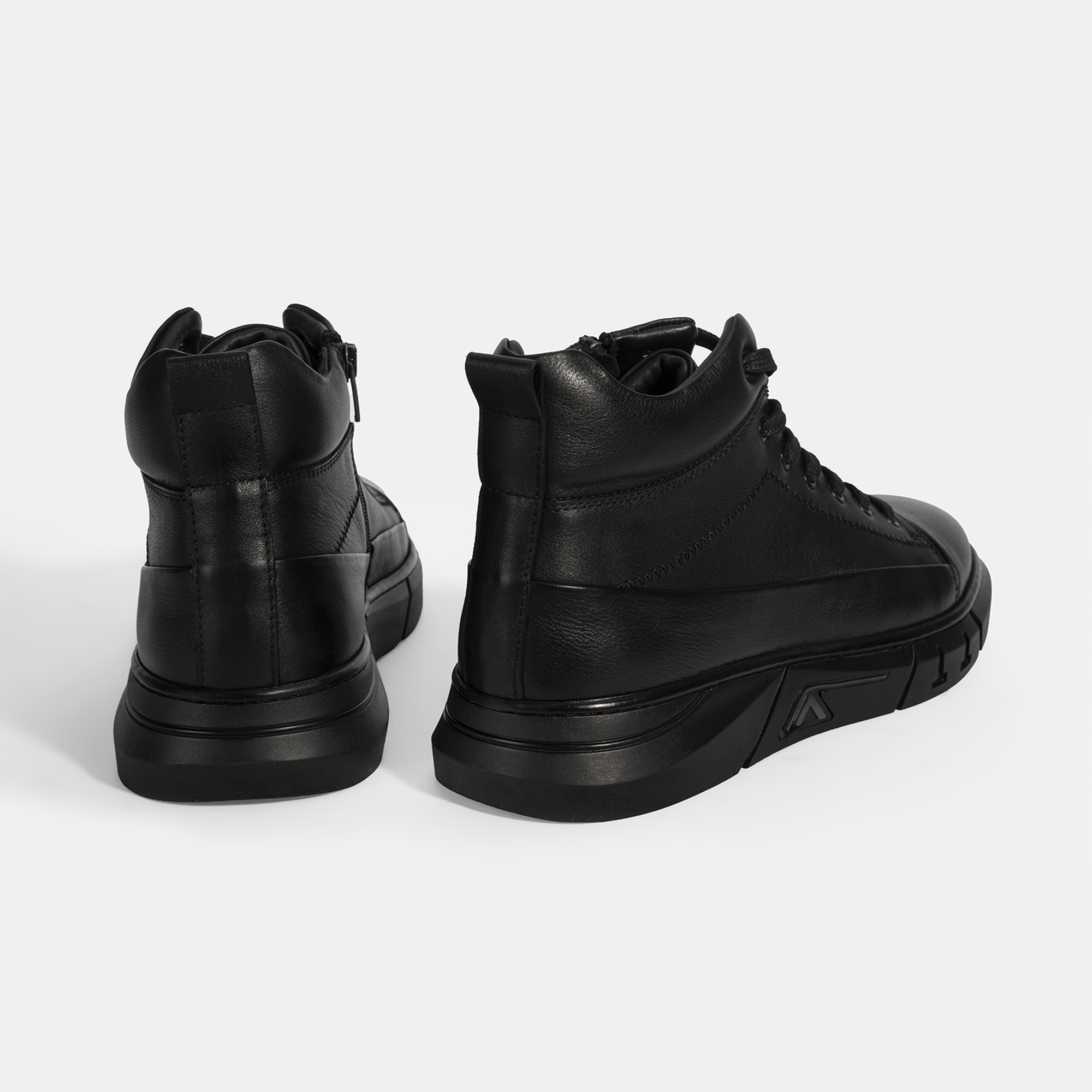 Erkek Siyah Bağcıklı Deri Bot