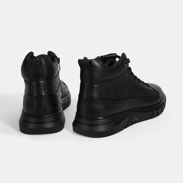  Erkek Siyah Bağcıklı Deri Bot