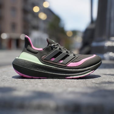  adidas Ultraboost Light Kadın Siyah Koşu Ayakkabısı