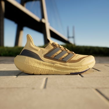  adidas Ultraboost Light Unisex Kahverengi Koşu Ayakkabısı