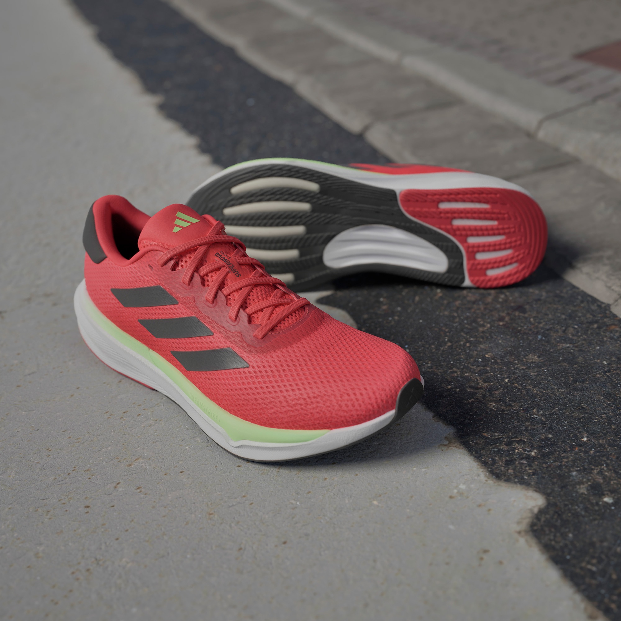 adidas Supernova Stride Erkek Kırmızı Koşu Ayakkabısı