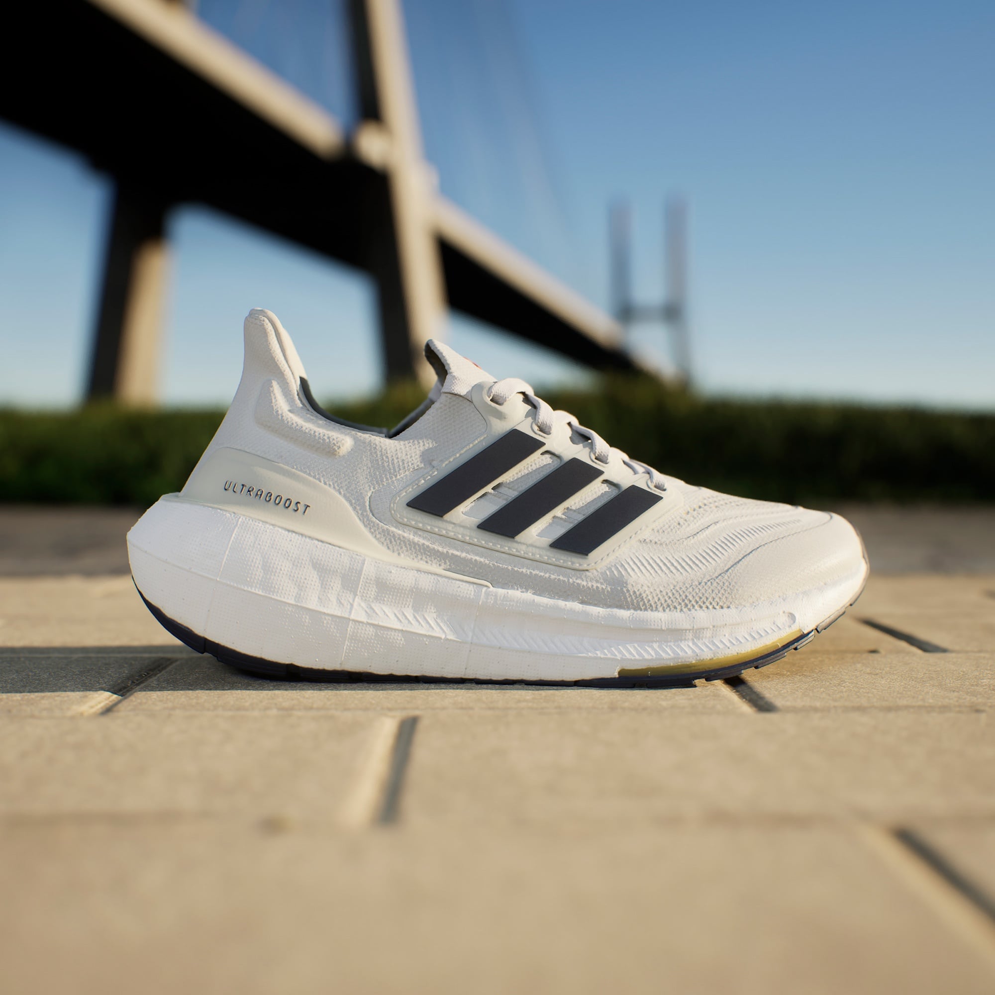 adidas Ultraboost Light  Kadın Gri Koşu Ayakkabısı