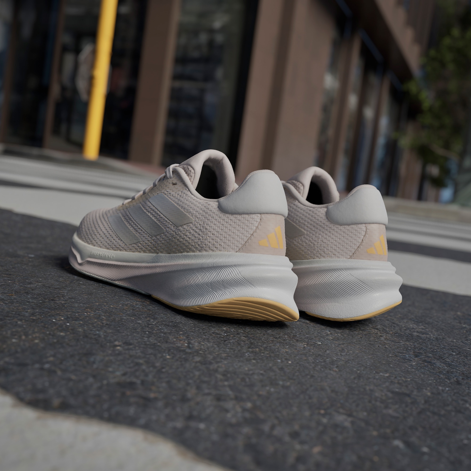 adidas Supernova Stride W Kadın Beyaz Koşu Ayakkabısı