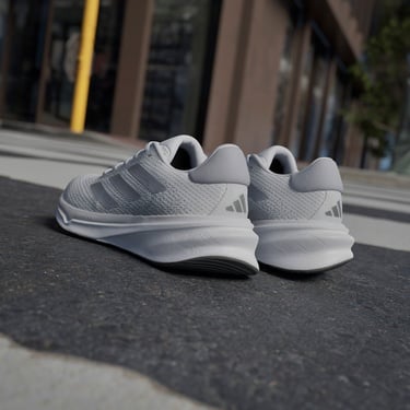  adidas Supernova Stride Kadın Gri Koşu Ayakkabısı