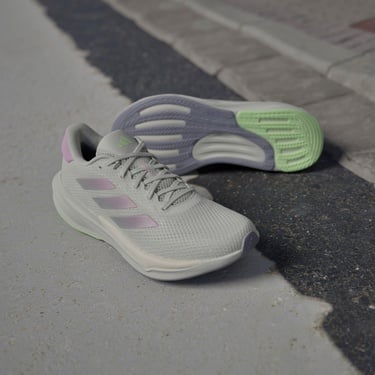  adidas Supernova Stride Kadın Beyaz Koşu Ayakkabısı