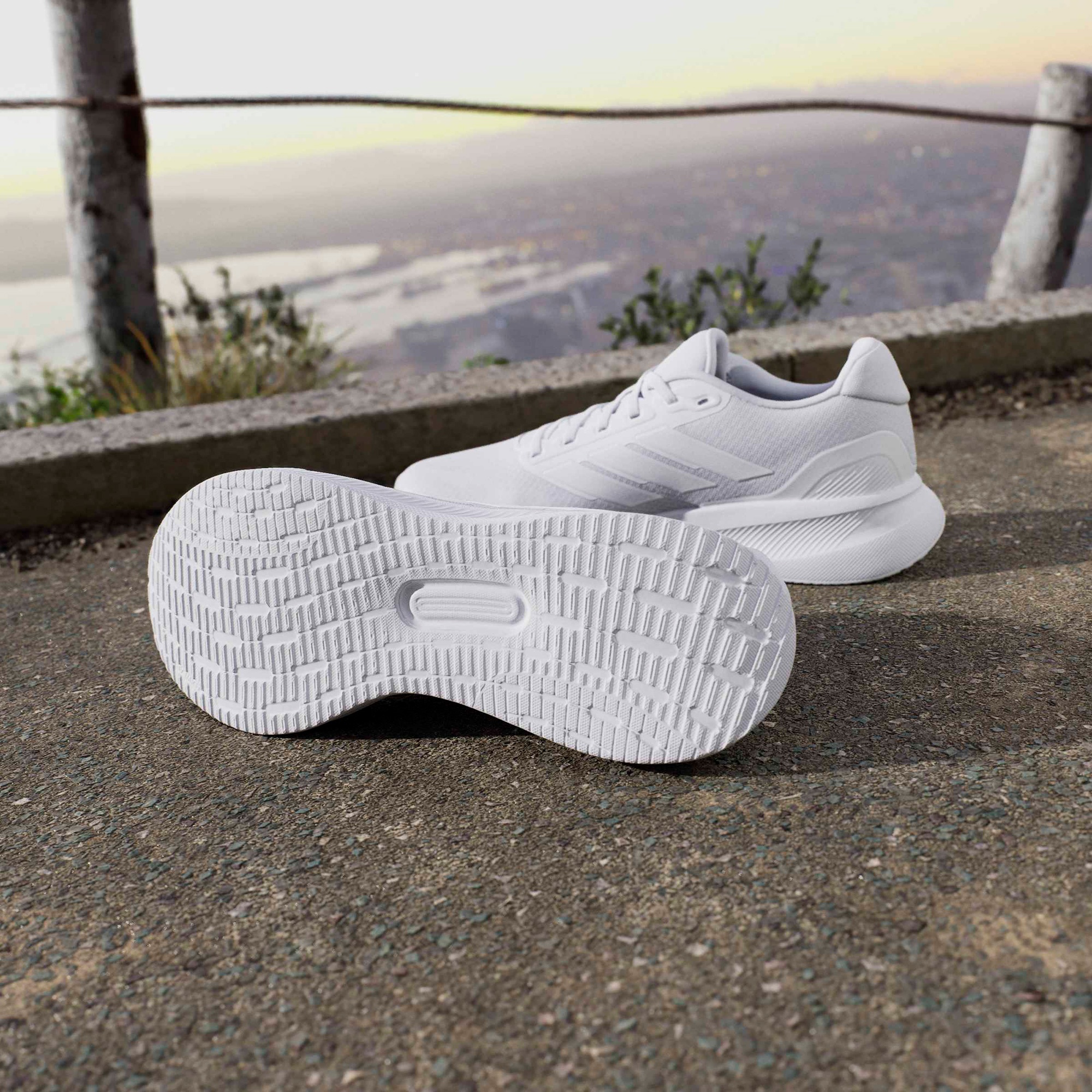 adidas Runfalcon 5 Erkek Beyaz Koşu Ayakkabısı