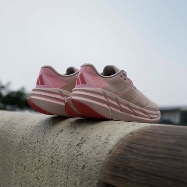  adidas Adistar Kadın Pembe Koşu Ayakkabısı