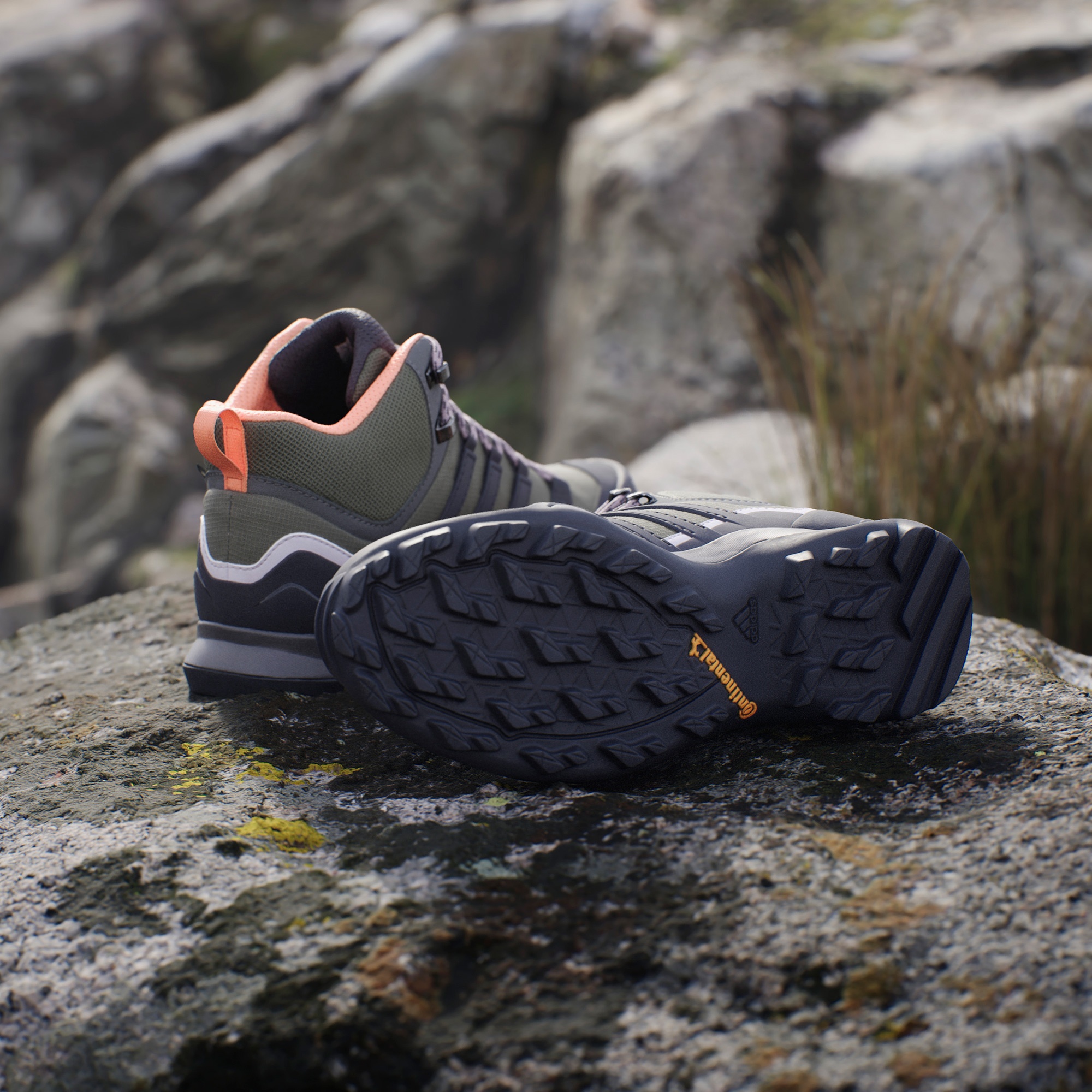 adidas Terrex Swift R2 Mid Kadın Yeşil Outdoor Ayakkabı