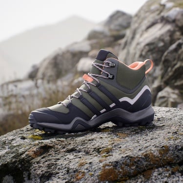  adidas Terrex Swift R2 Mid Kadın Yeşil Outdoor Ayakkabı