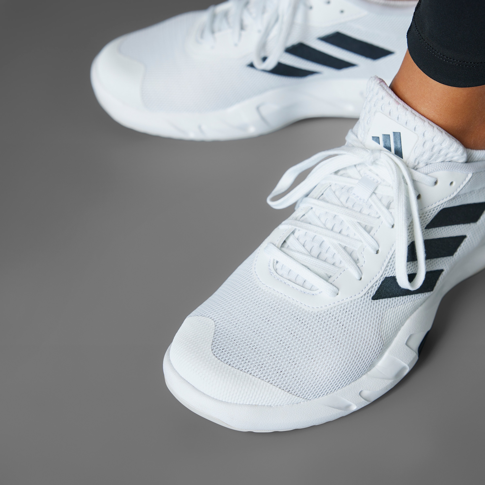 adidas Amplimove Trainer Kadın Beyaz Antrenman Ayakkabısı