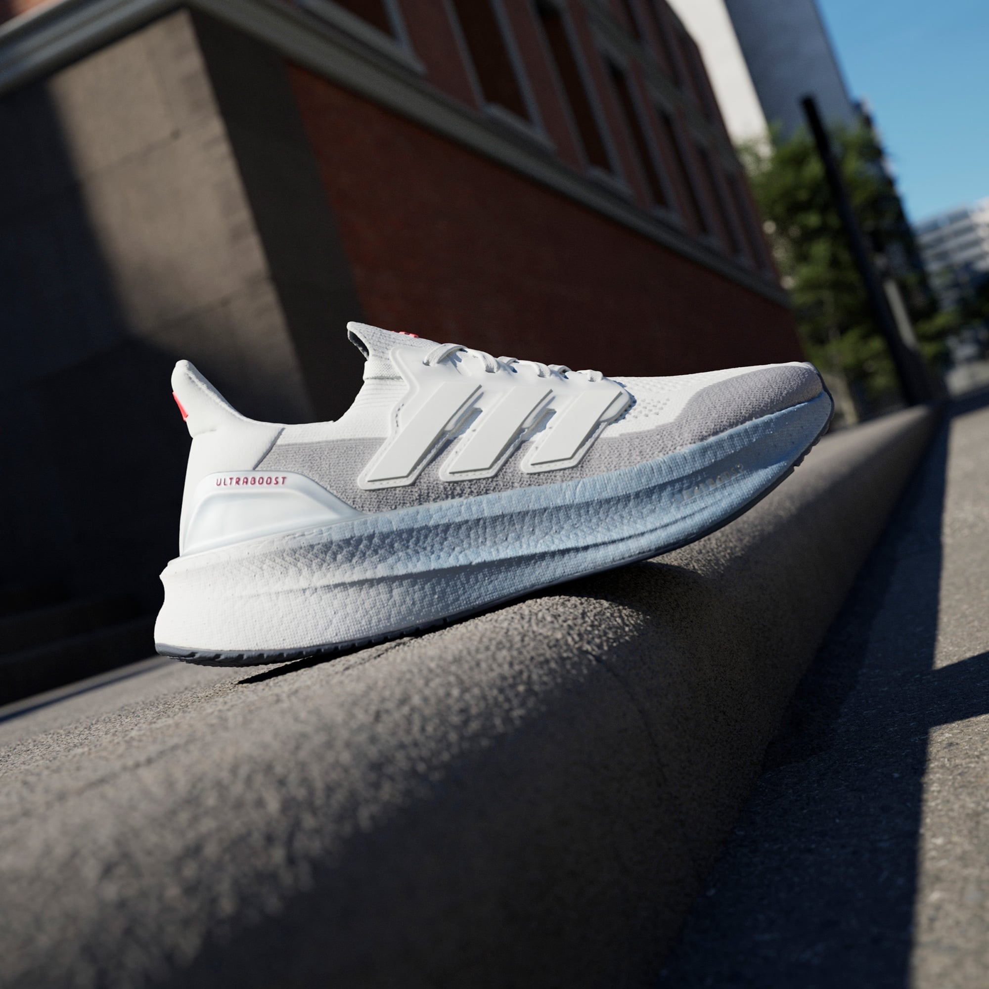 adidas Ultraboost 5 Erkek Beyaz Koşu Ayakkabısı