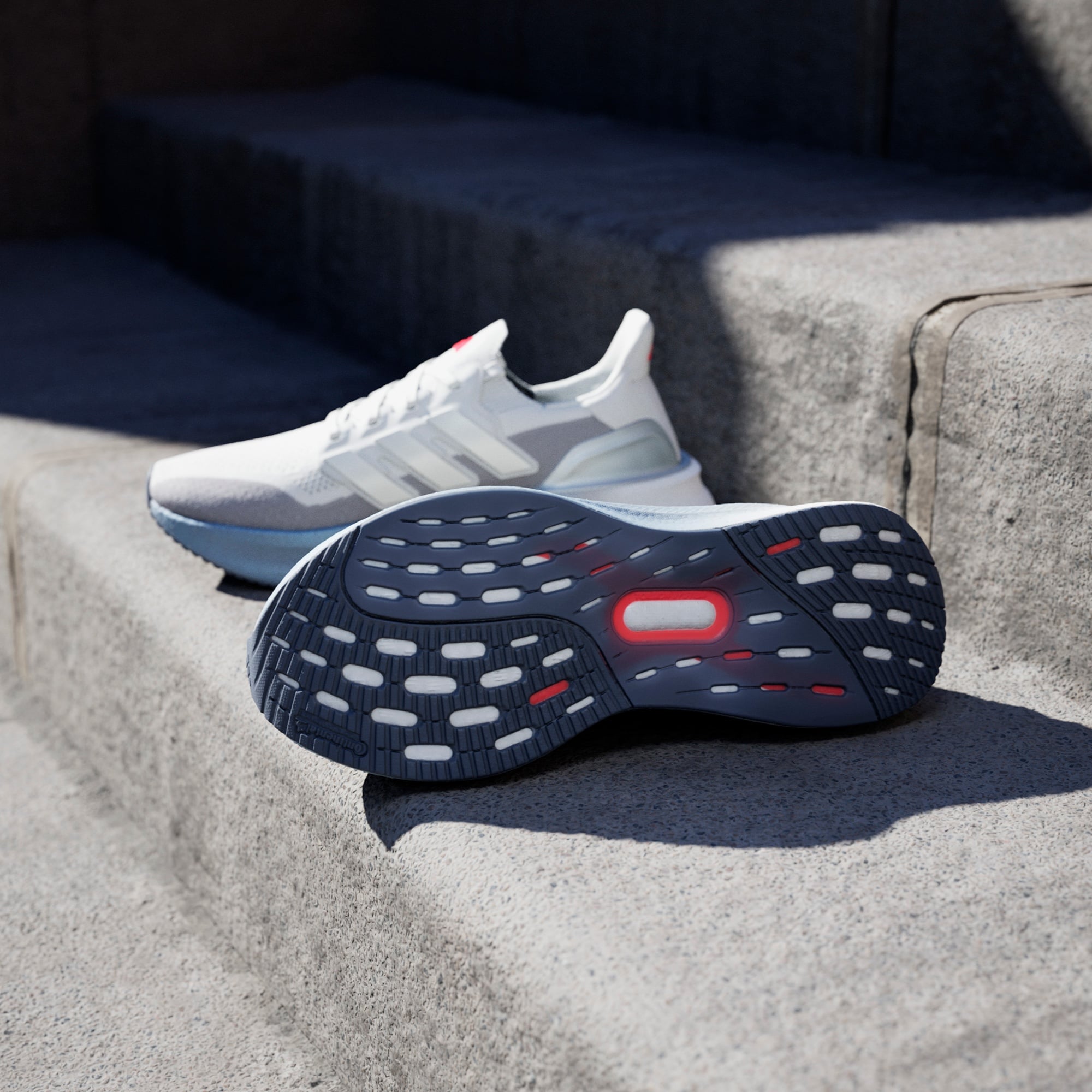 adidas Ultraboost 5 Erkek Beyaz Koşu Ayakkabısı