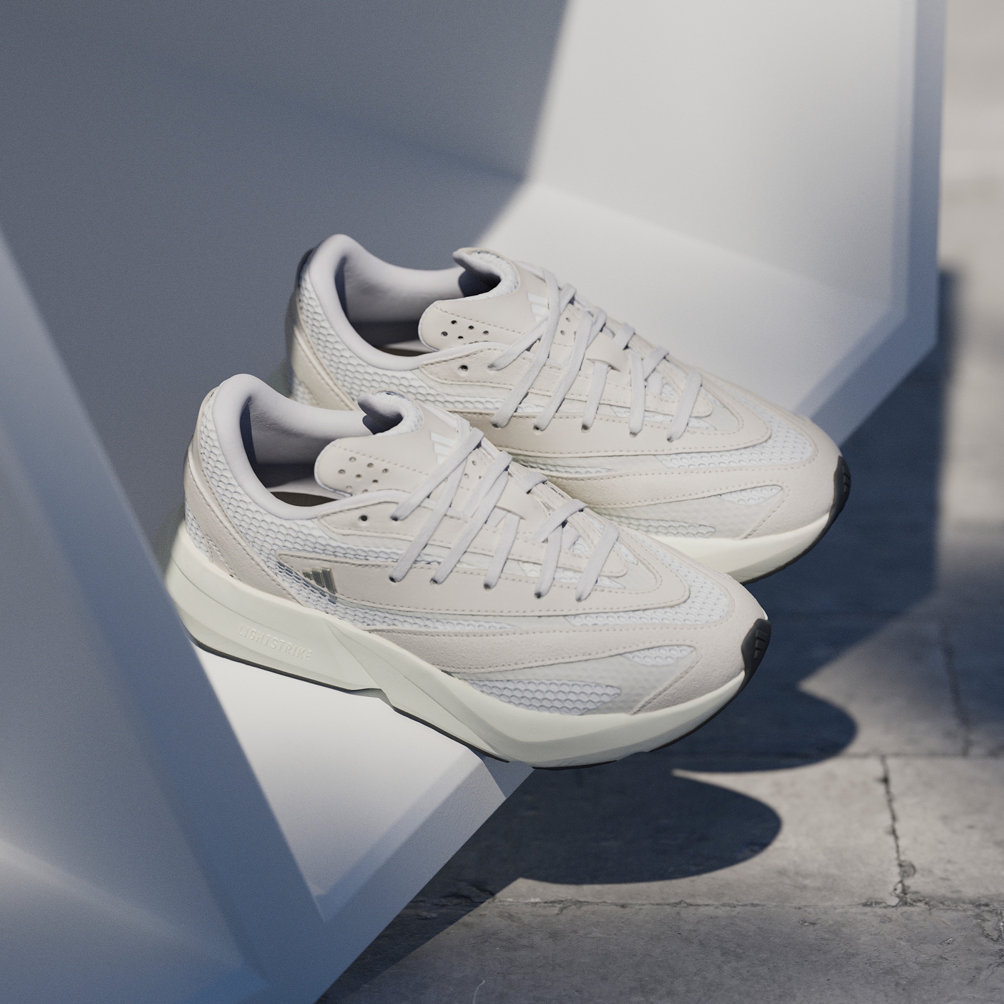 adidas Lightblaze Kadın Beyaz Koşu Ayakkabısı