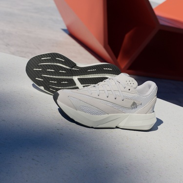  adidas Lightblaze Kadın Beyaz Koşu Ayakkabısı