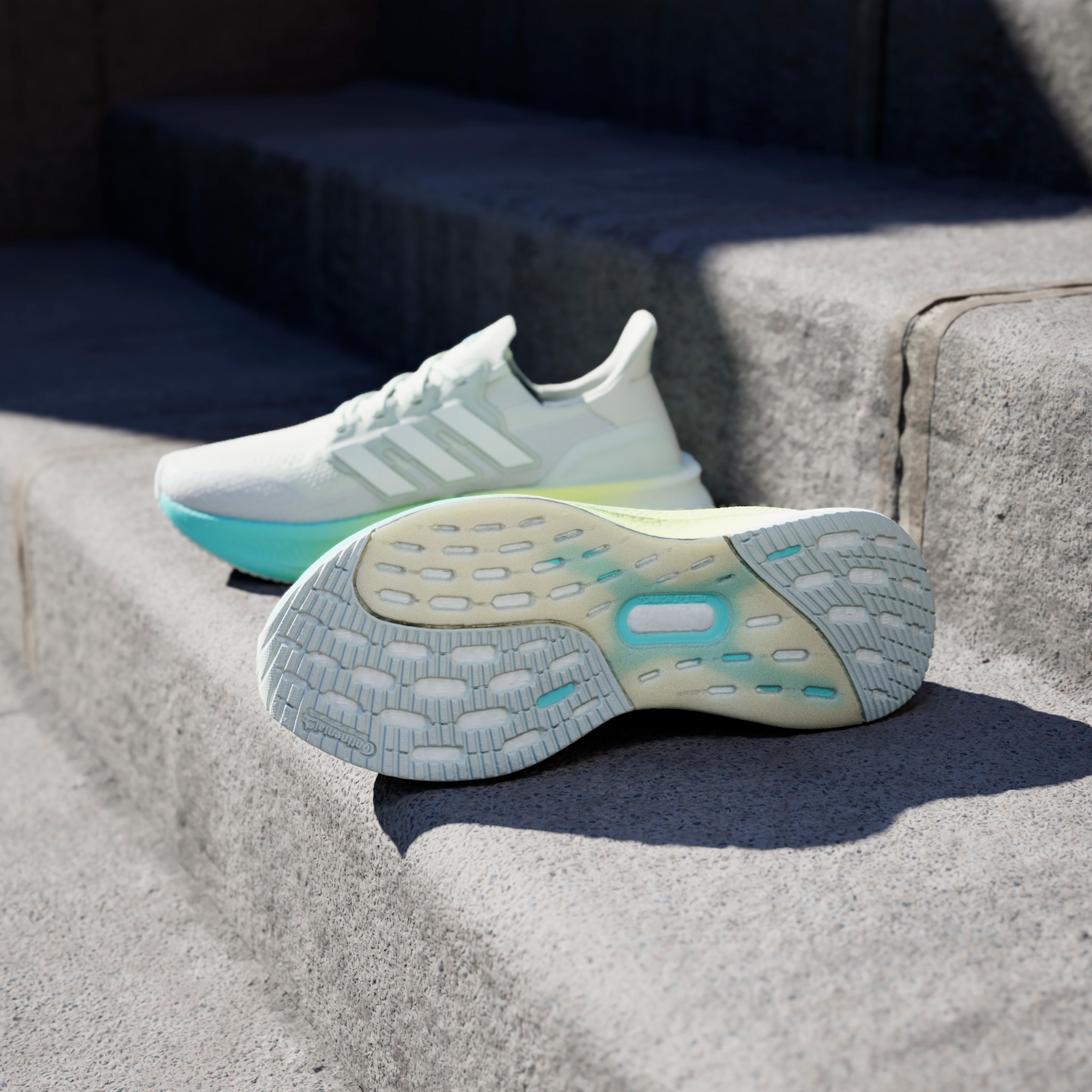 adidas Ultraboost 5 Erkek Yeşil Koşu Ayakkabısı