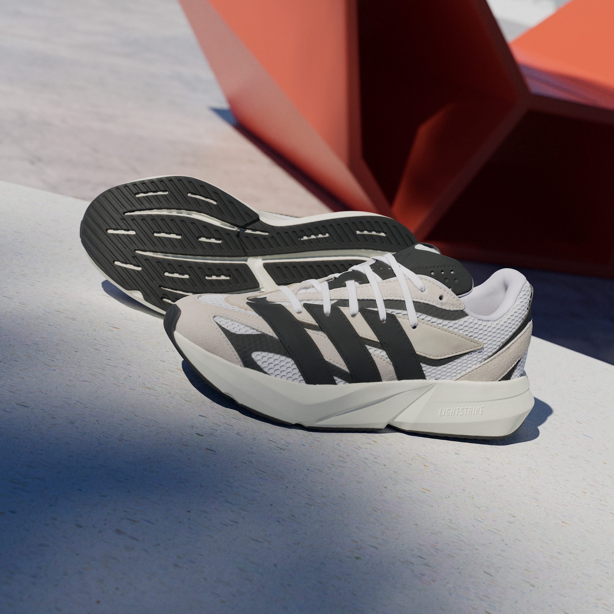 adidas Lightblaze Erkek Bej Günlük Spor Ayakkabı