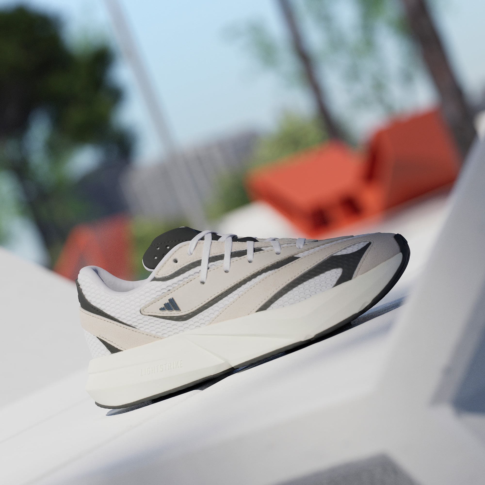 adidas Lightblaze Kadın Bej Koşu Ayakkabısı