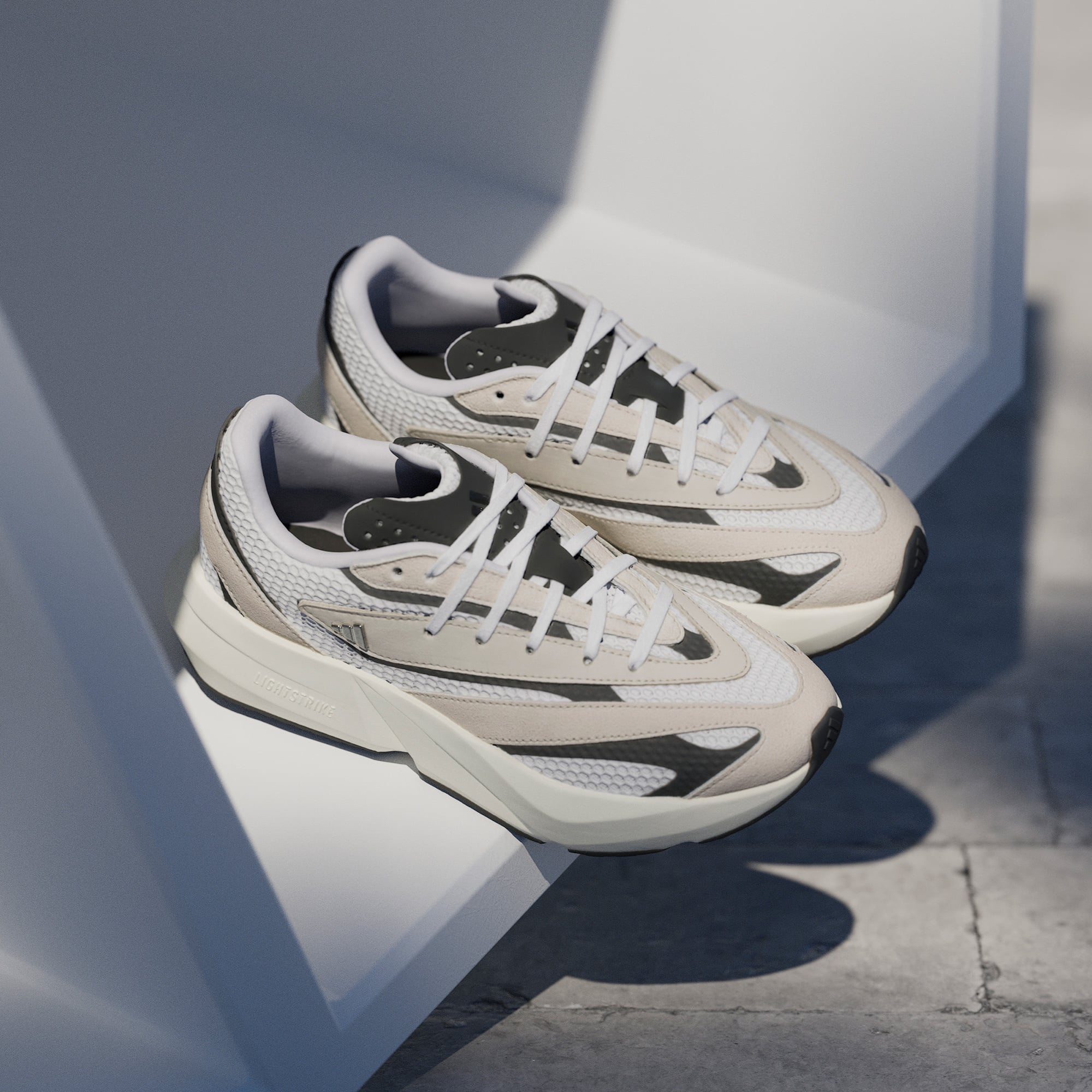 adidas Lightblaze Kadın Bej Koşu Ayakkabısı