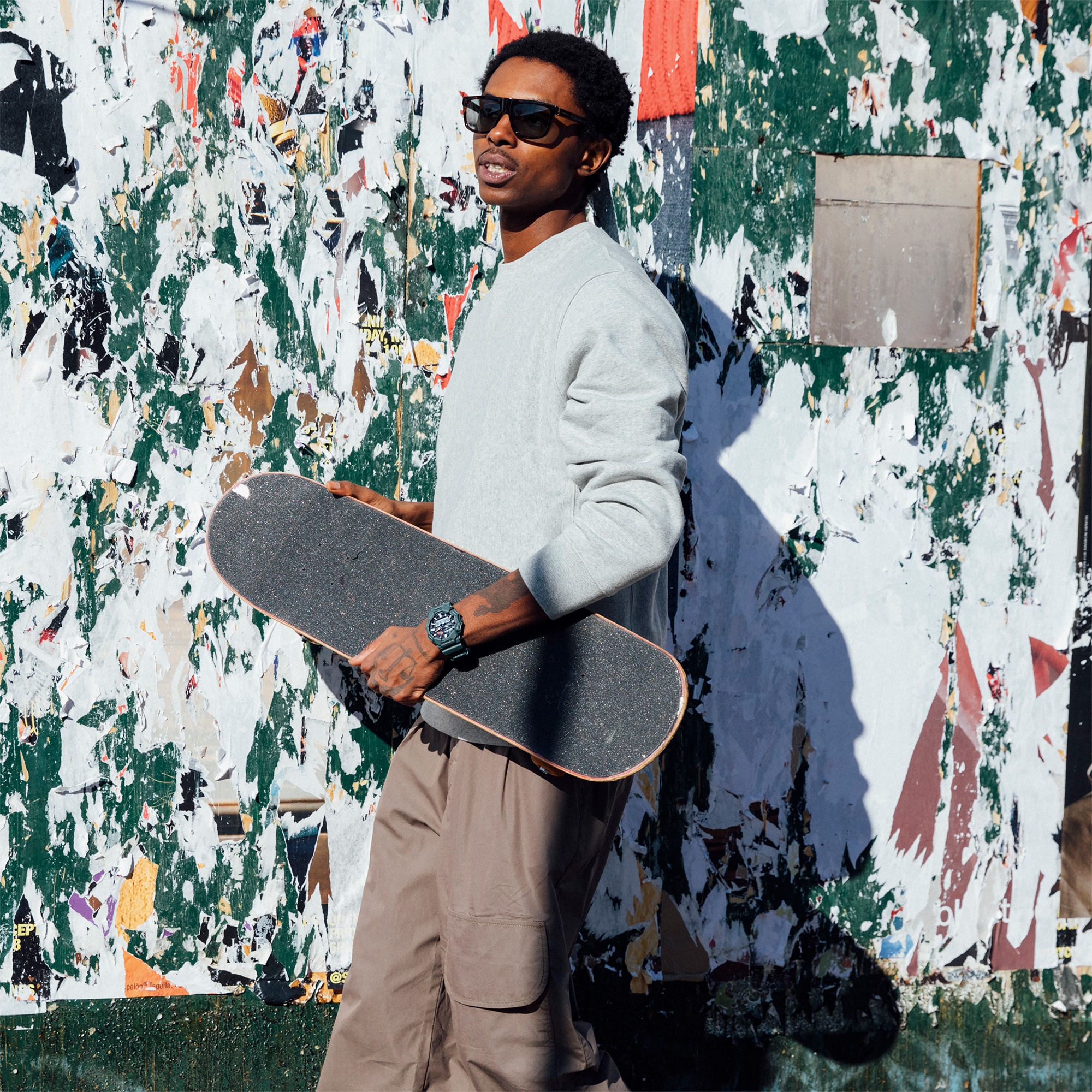 Casio GBD-300-1DR Erkek Gri-Siyah Kol Saati