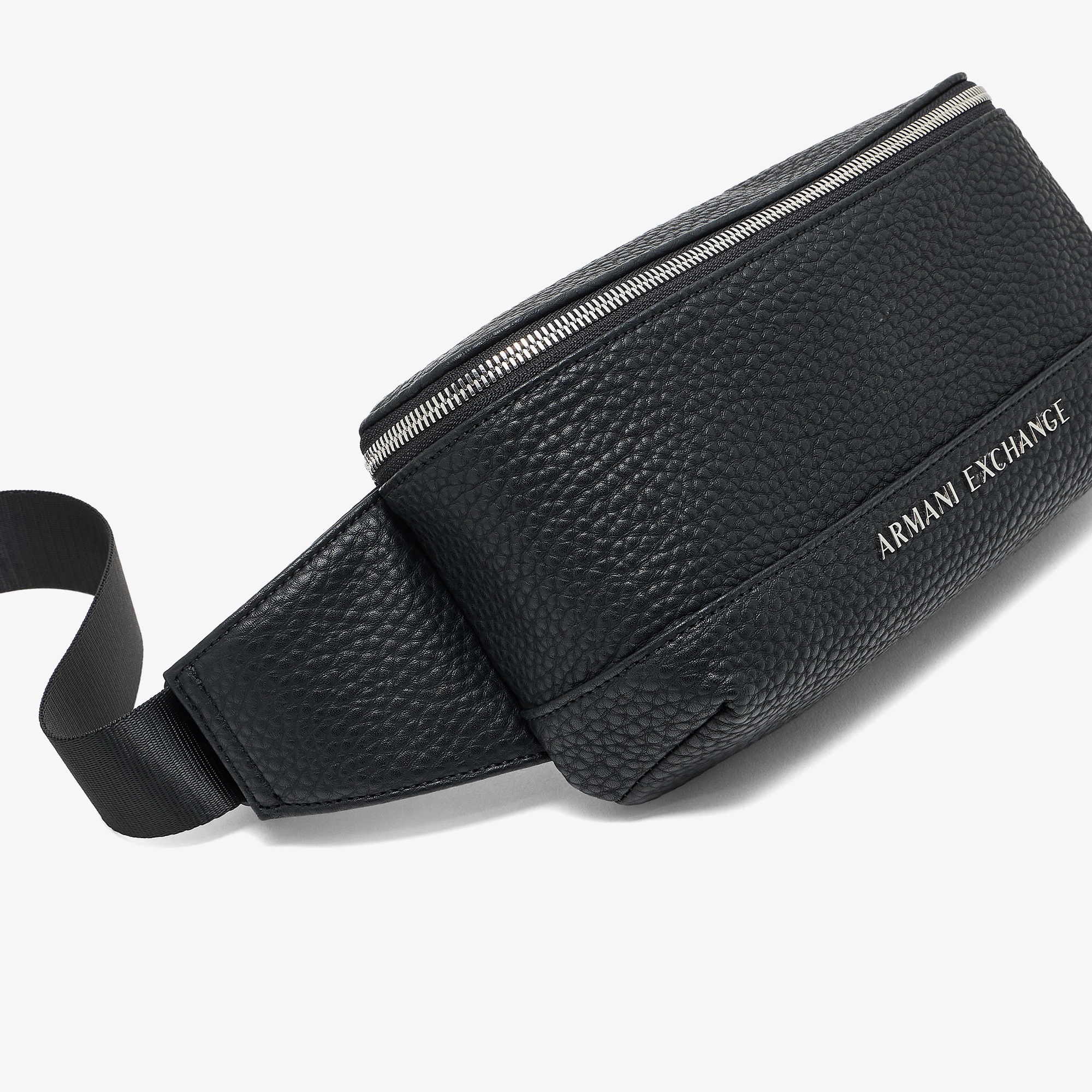 Armani Exchange Erkek Siyah Çanta