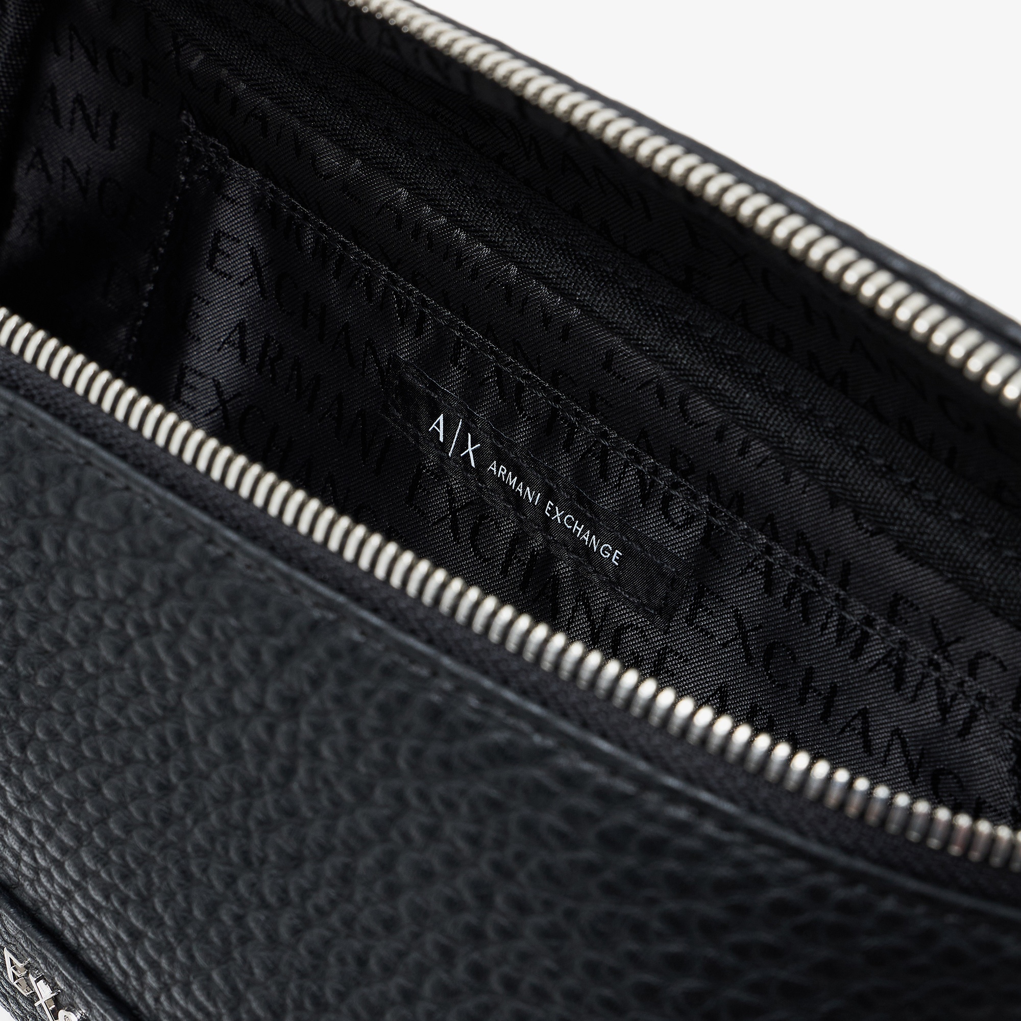 Armani Exchange Erkek Siyah Çanta