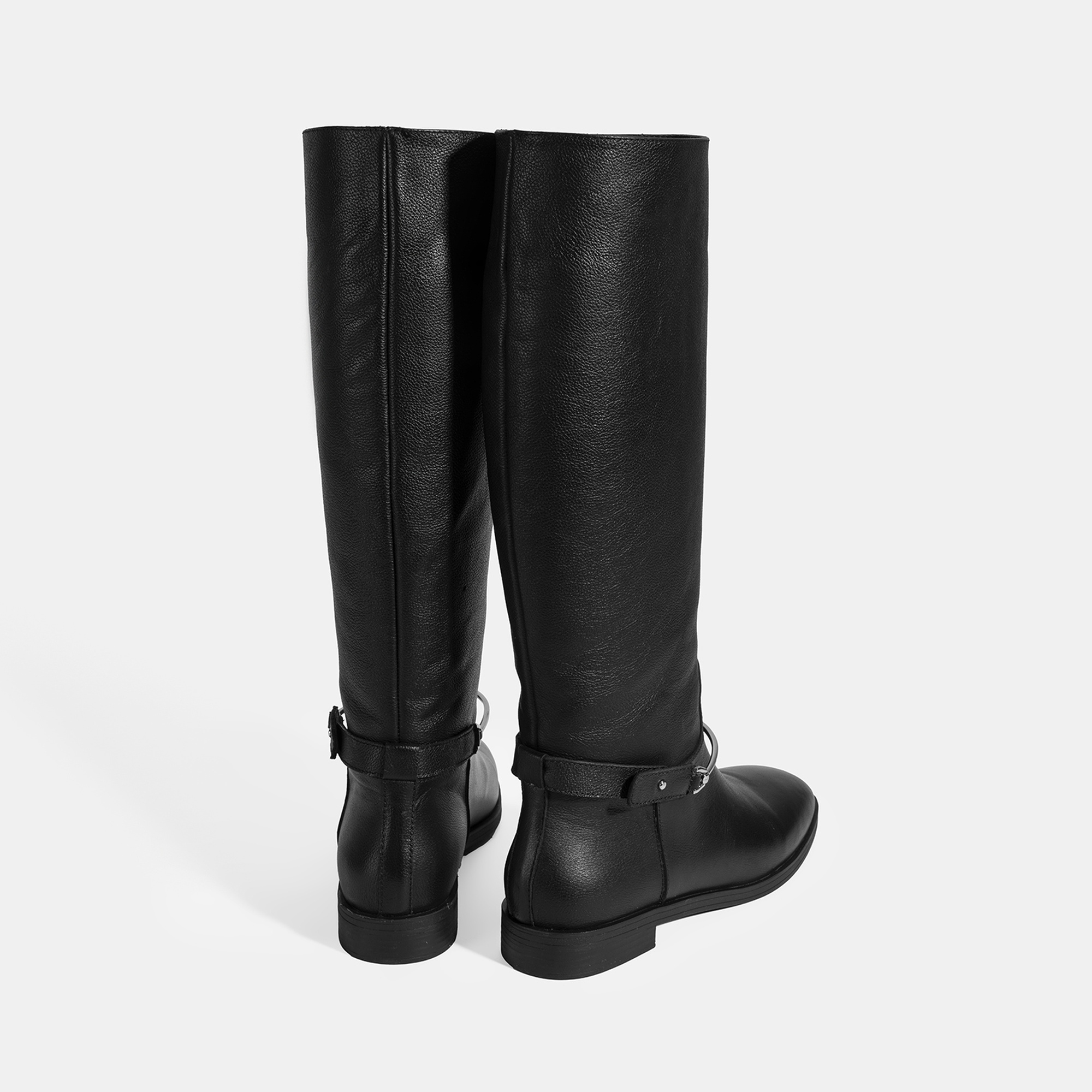 Kadın Siyah Metal Detaylı Deri Çizme