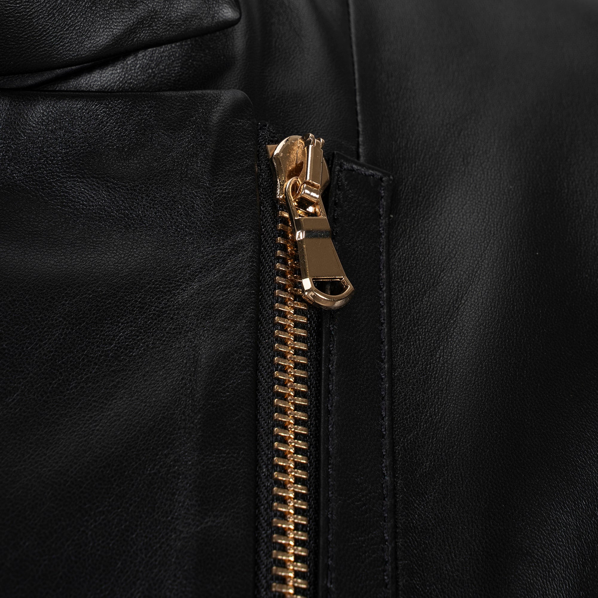 Kadın Siyah Hakim Yakalı Fit Deri Ceket