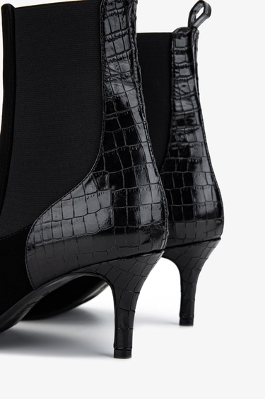  Valmenti Kadın Hakiki Deri Siyah Topuklu Bot