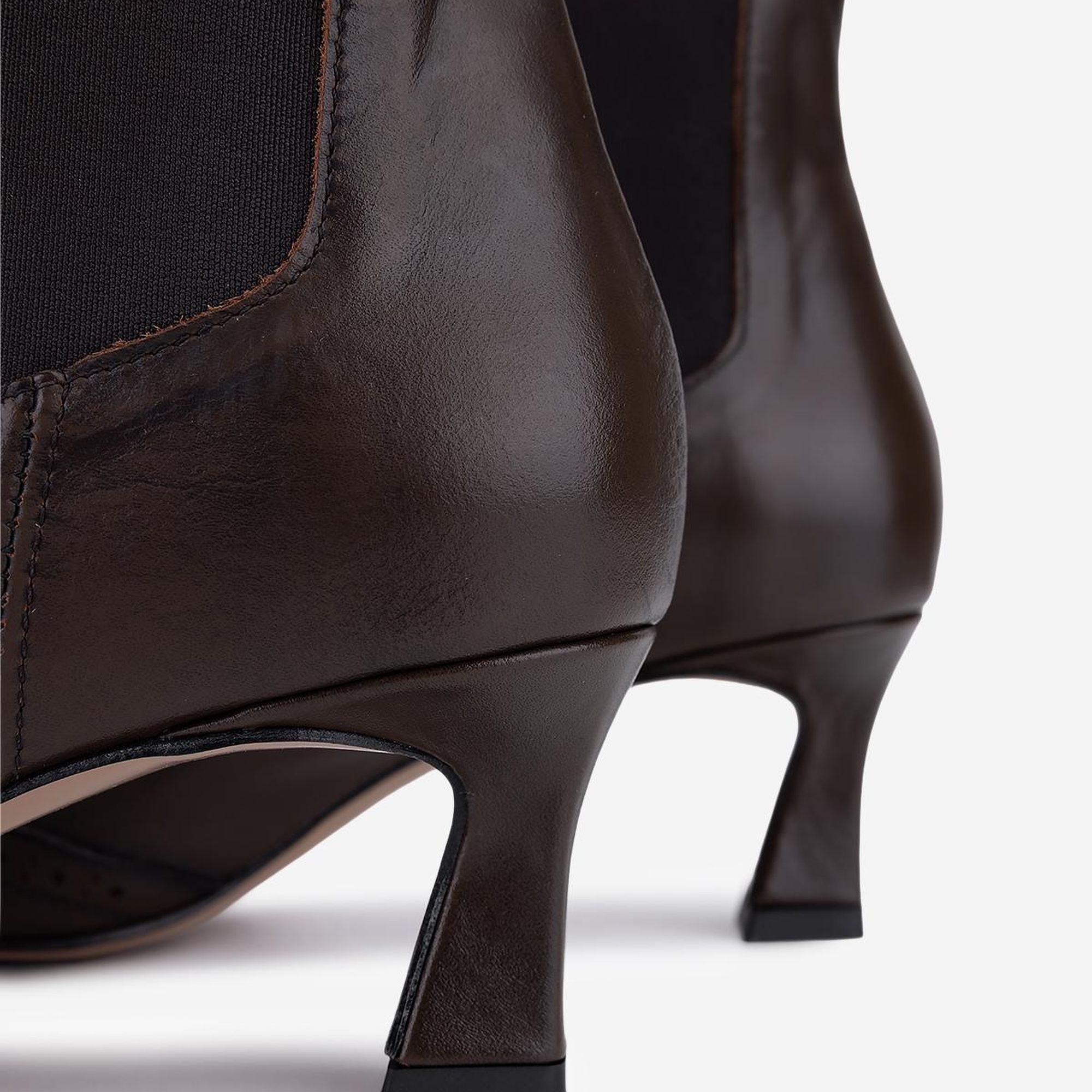 Valmenti Kadın Hakiki Deri Kahverengi Topuklu Bot