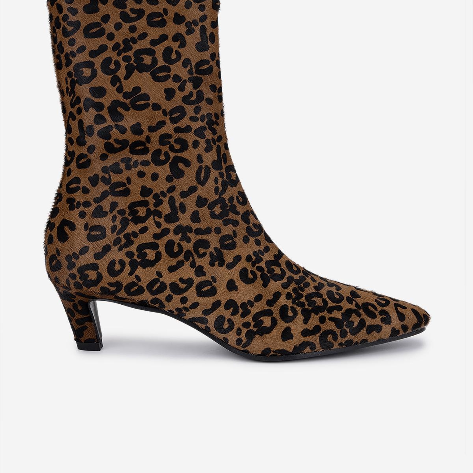 Valmenti Kadın Hakiki Deri Taba Topuklu Bot