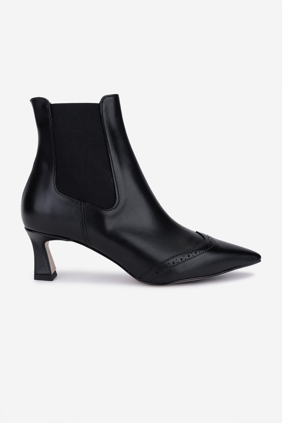  Valmenti Kadın Hakiki Deri Siyah Topuklu Bot